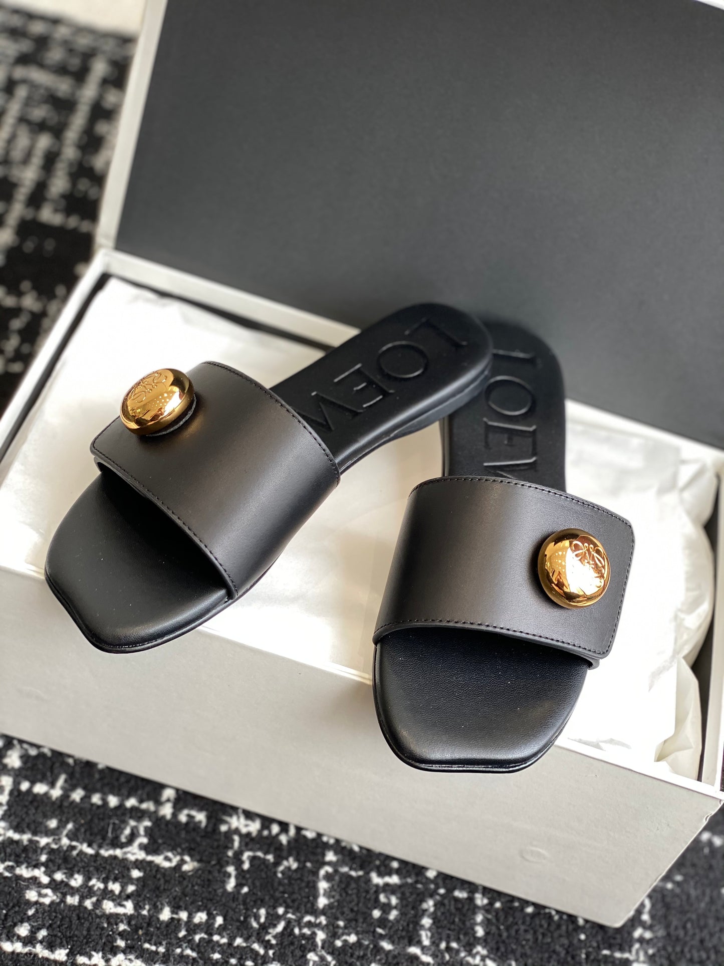 Loewe-slippers 25ss Black Spring/Summer New Flat Slippers