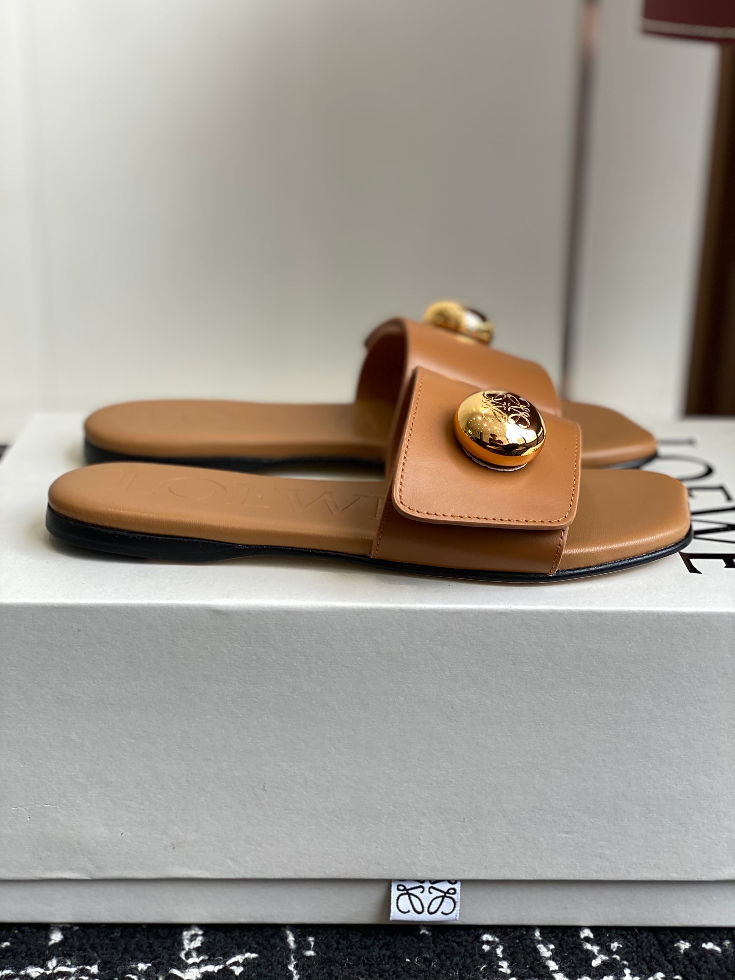 Loewe-slippers 25ss Brown Spring/Summer New Flat Slippers