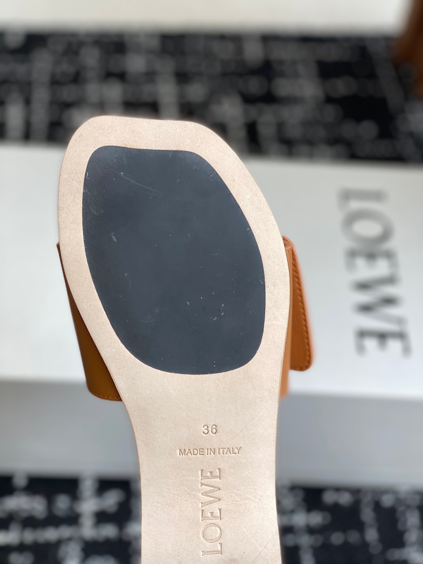 Loewe-slippers 25ss Brown Spring/Summer New Flat Slippers